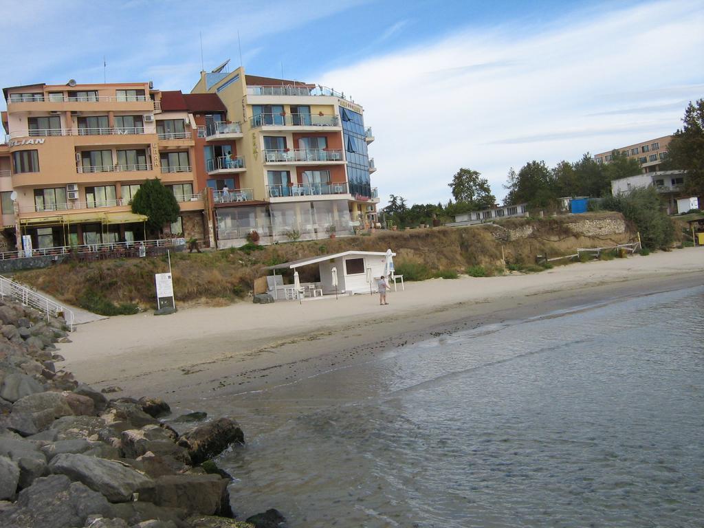 Hotel Blian Ravda Extérieur photo